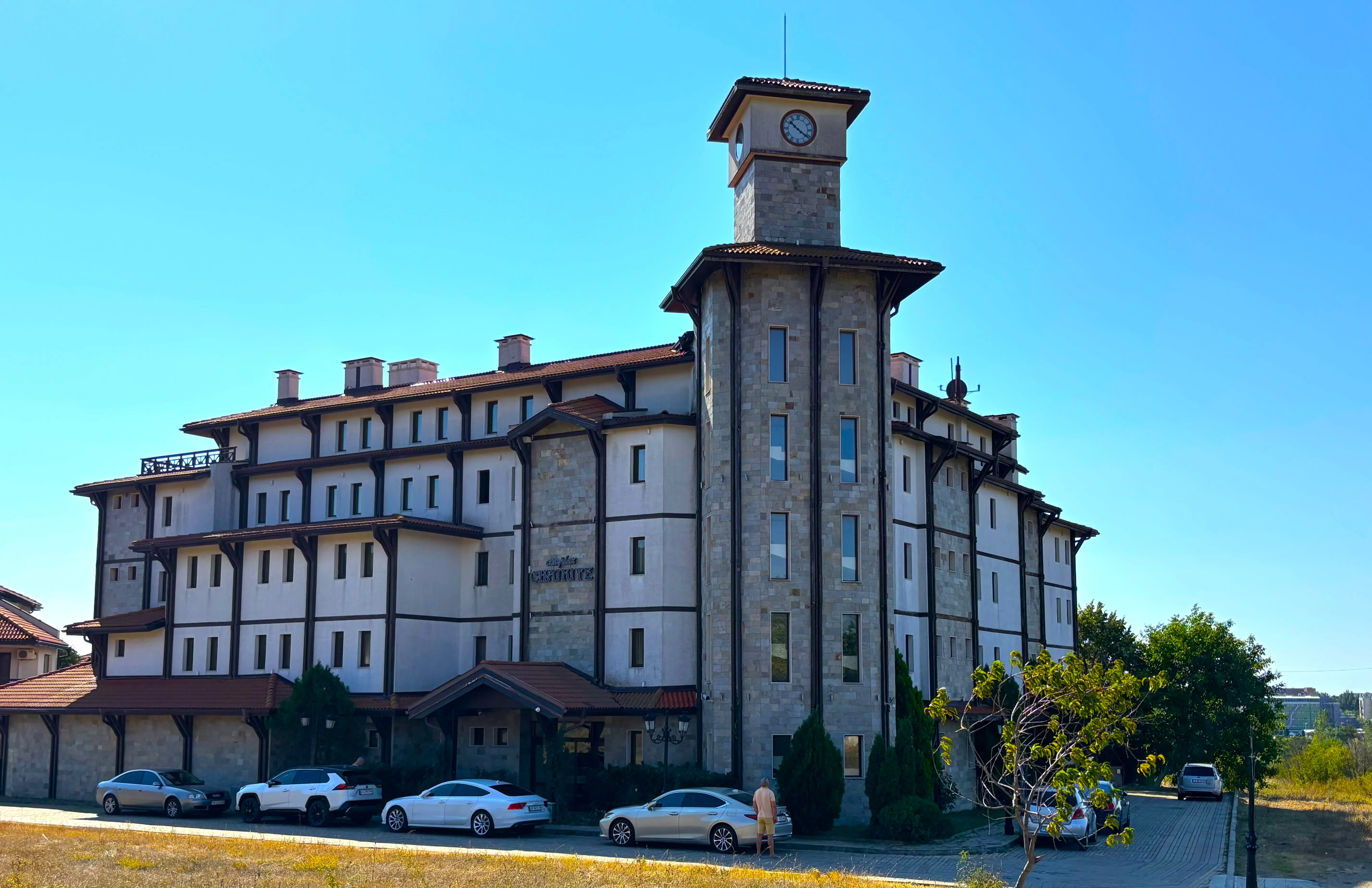 Studio apartment in "Chairite"complex near Kosharitsa village